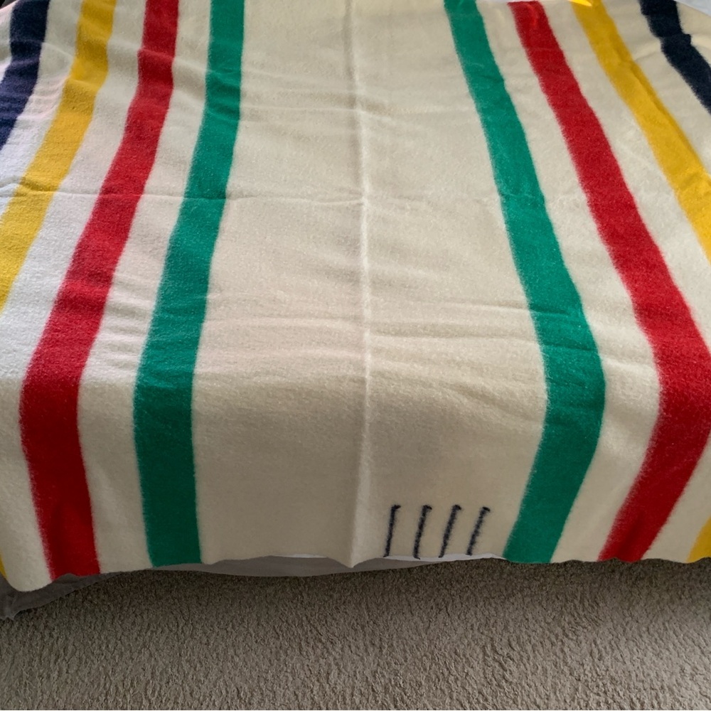 Hudson’s Bay 4 Point wool Striped Multicolor Blanket